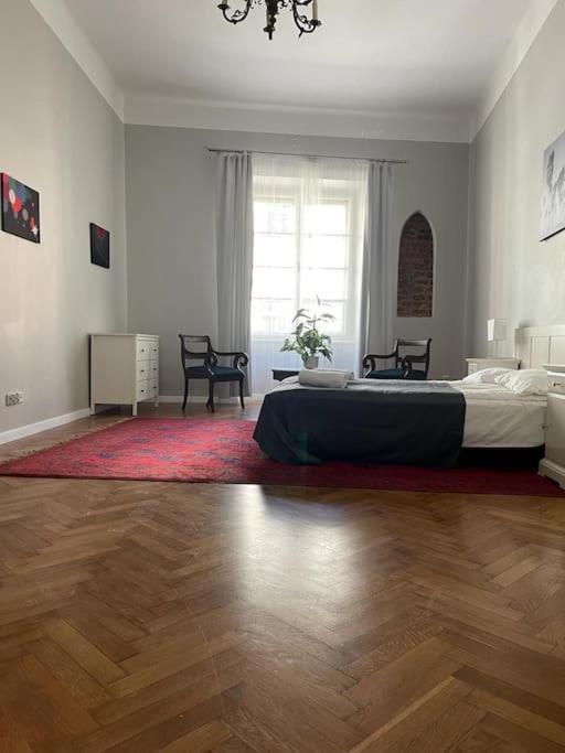 Florianska Grand Apartment 2 كراكوفيا المظهر الخارجي الصورة