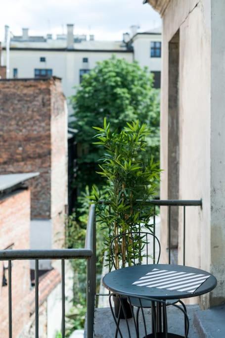 Florianska Grand Apartment 2 كراكوفيا المظهر الخارجي الصورة